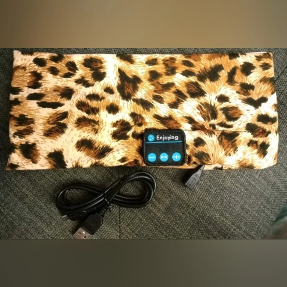 Musicozy Wireless Sports Headwear For Music And Calls Leopard Print